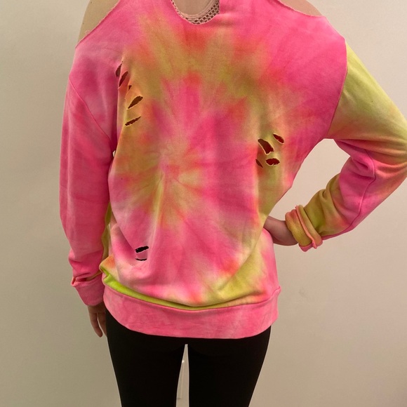 Flowers by Zoe distressed cold shouldr sweatshirt - Picture 6 of 7